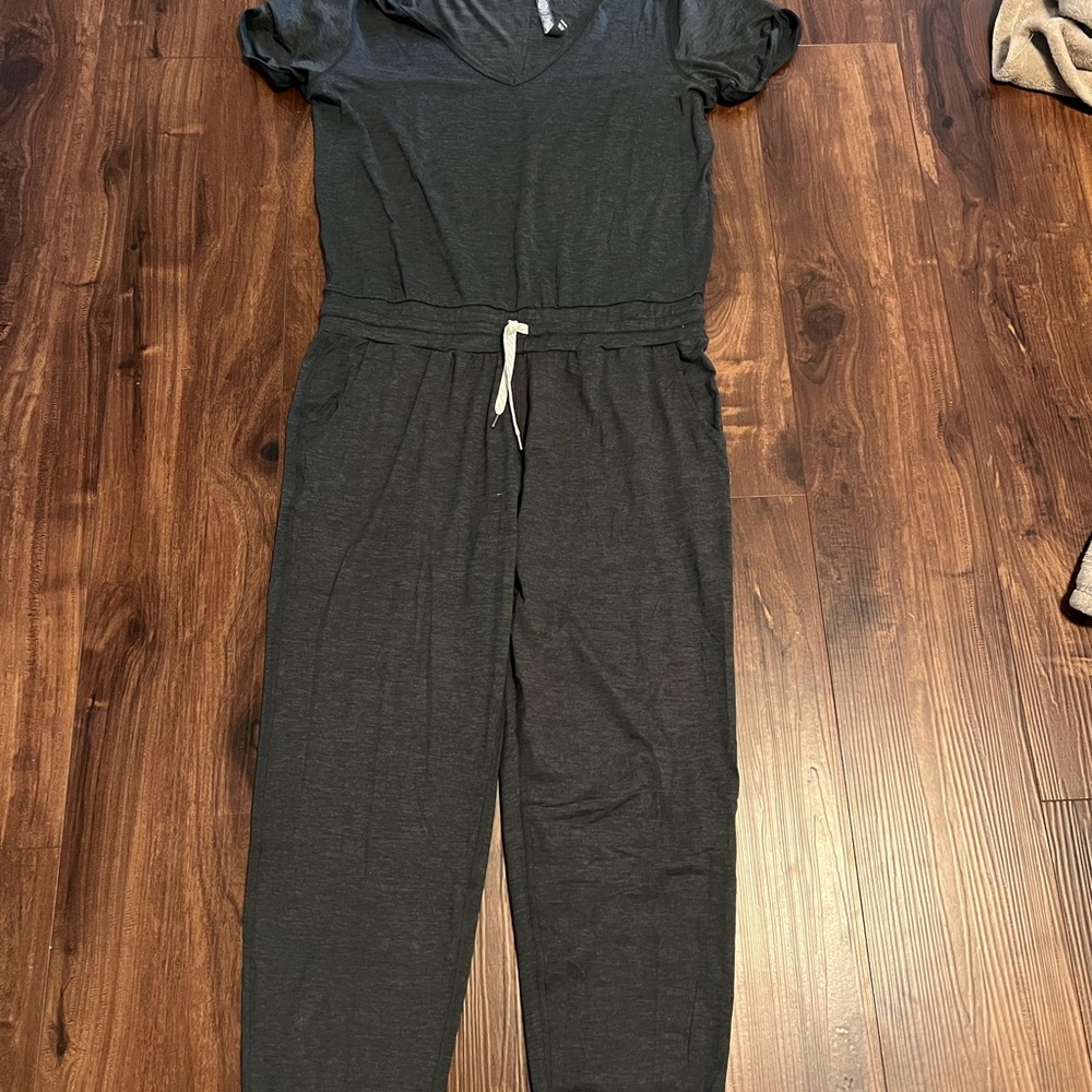 Women's Vuori Charcoal Gray V-Neck Jumpsuit with Drawstring Waist